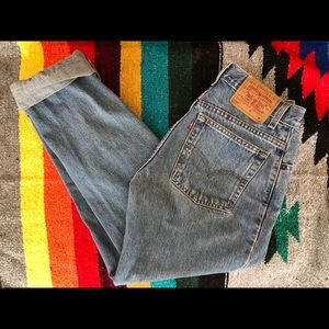 SOLD 🌶 550 Levi’s vintage jeans